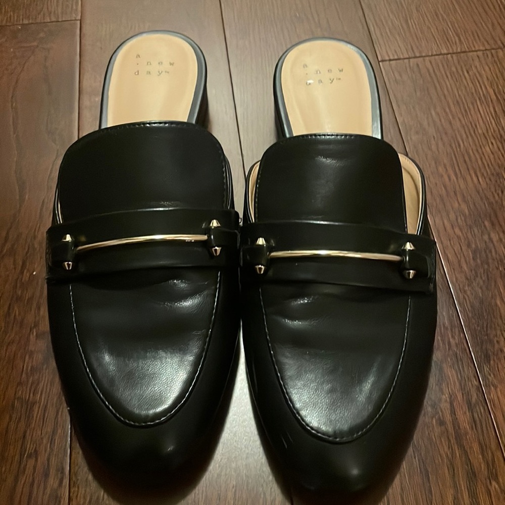 Black slip ons!